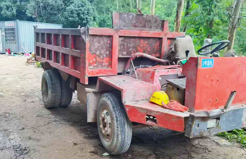 广西出售12吨四不像出渣车